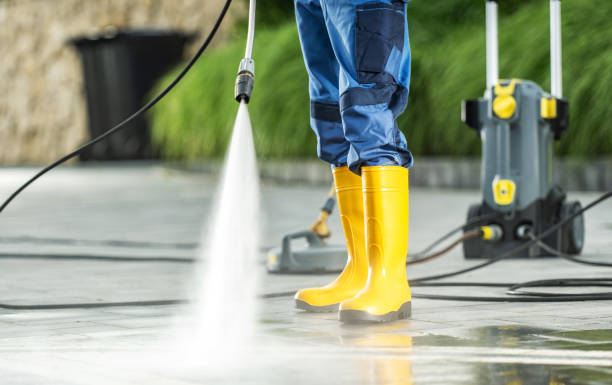 Best Deck Pressure Washing  in Loyola, CA
