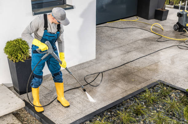 Best Pressure Washing Driveway  in Loyola, CA